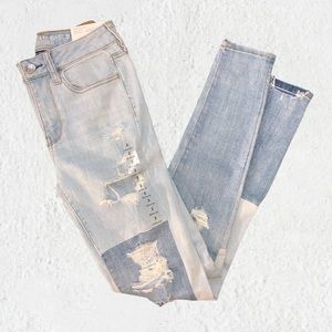 Nwt American eagle high-rise distress jeggings